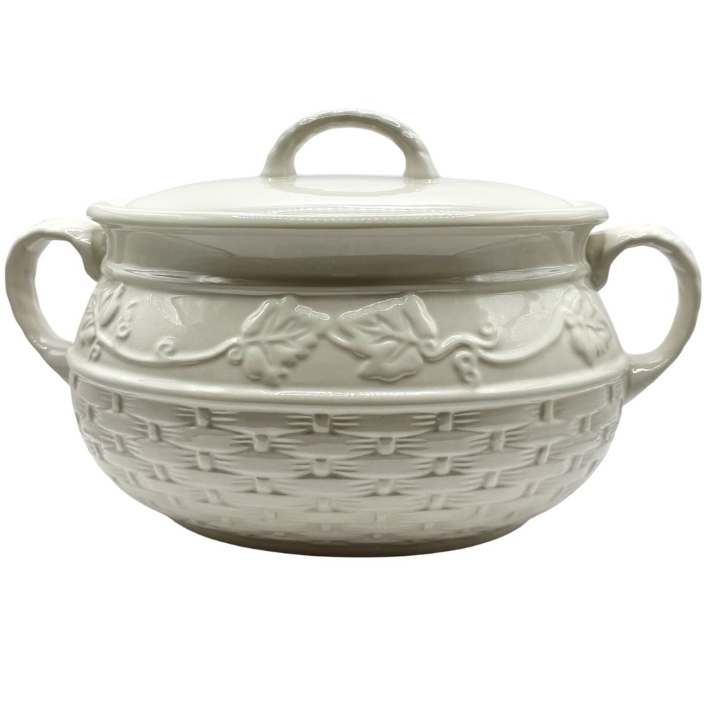 Celebrating Home White Stoneware Covered Bean Pot Toreen Basket‎ Weave